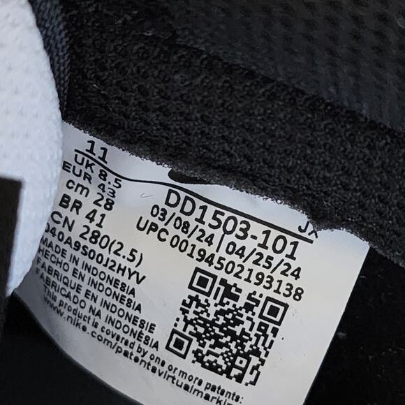 Wmns Nike Dunk Low Black White Brand New Sz 11 - Picture 8 of 8